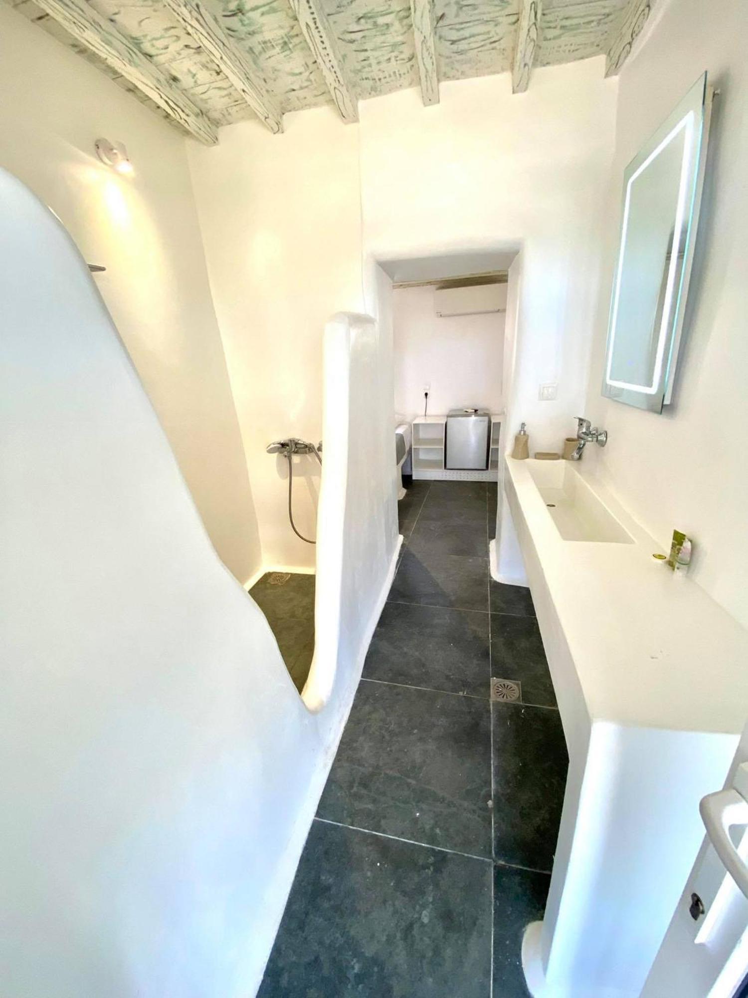 Mykonos Vibes Airport Studios And Apartments Mykonos Town Dış mekan fotoğraf